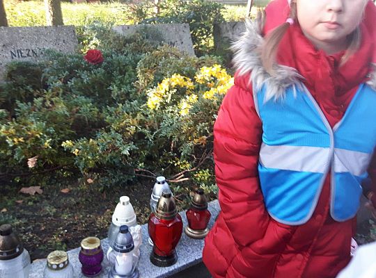 Gr III "Szkoła pamięta"