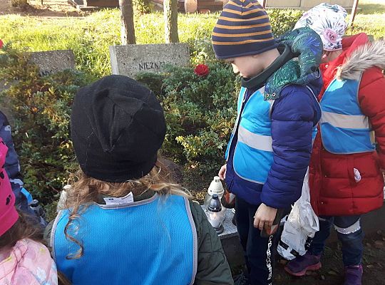 Gr III "Szkoła pamięta"