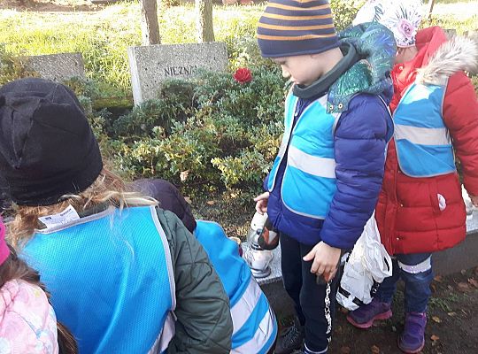 Gr III "Szkoła pamięta"