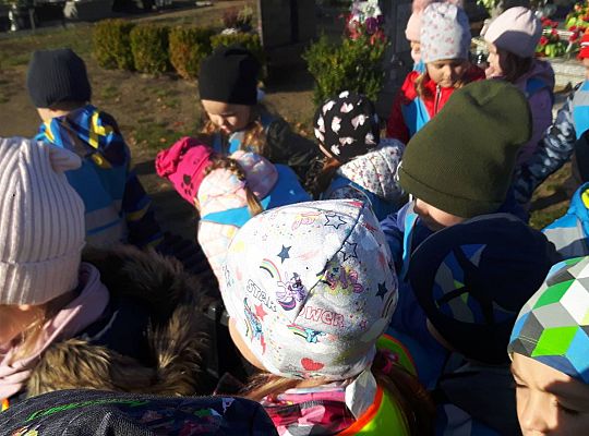 Gr III "Szkoła pamięta"