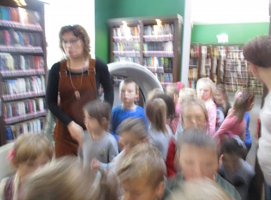 GR IV Wyjście do biblioteki