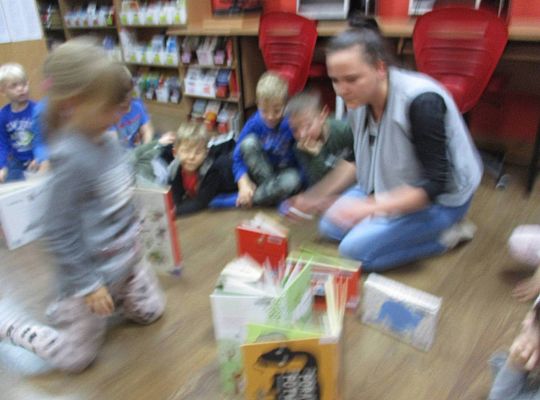 GR IV Wyjście do biblioteki