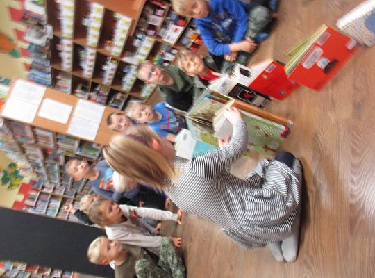 GR IV Wyjście do biblioteki