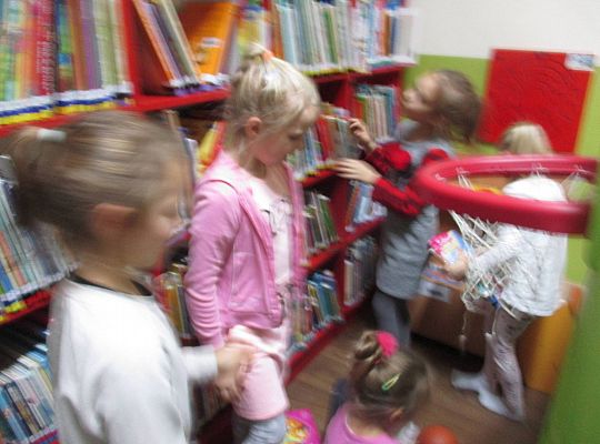 GR IV Wyjście do biblioteki