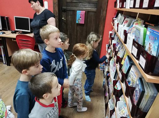 GR III Wyjście do biblioteki