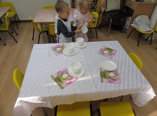 Gr I Nakrywamy do stołu