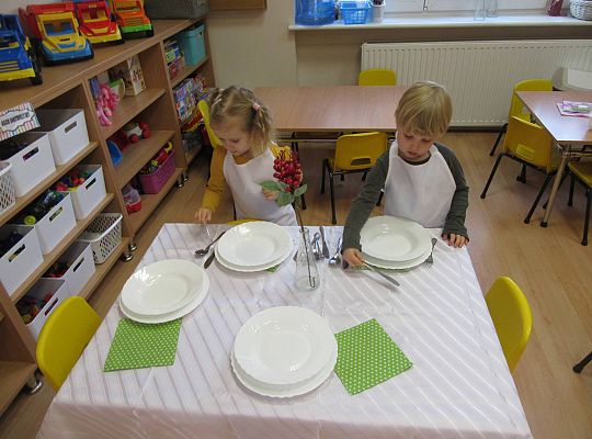 Gr I Nakrywamy do stołu