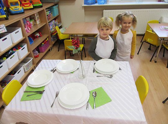 Gr I Nakrywamy do stołu