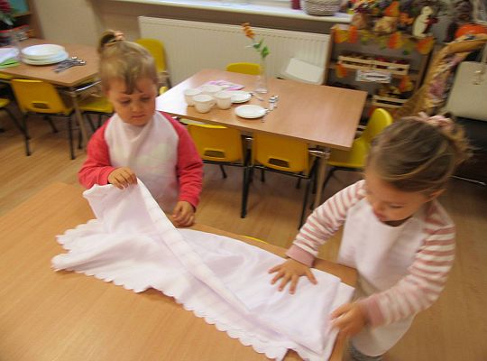 Gr I Nakrywamy do stołu