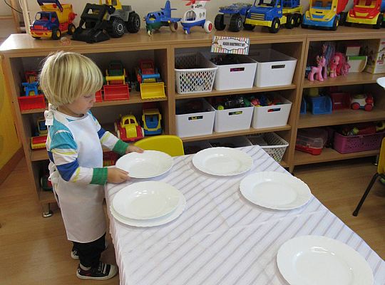 Gr I Nakrywamy do stołu