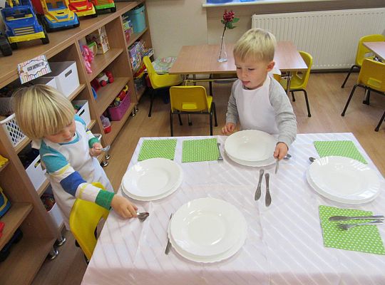 Gr I Nakrywamy do stołu