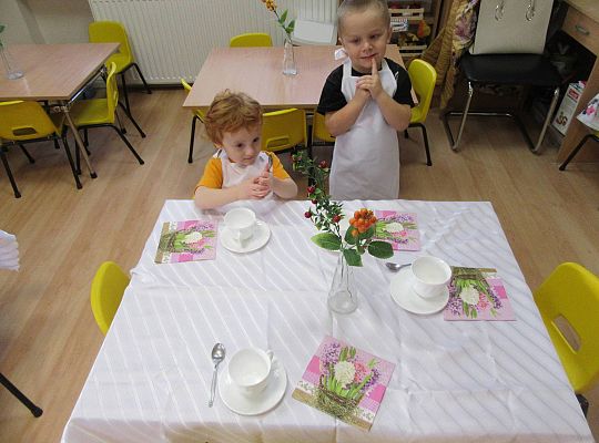 Gr I Nakrywamy do stołu