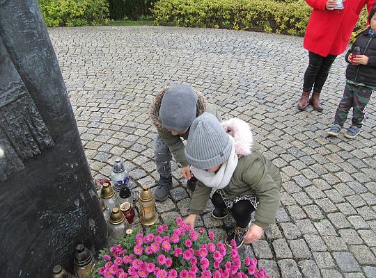 Gr I i II Pamiętamy o tych co odeszli