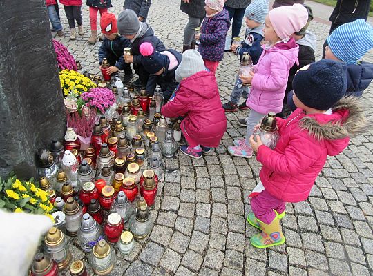 Gr I i II Pamiętamy o tych co odeszli