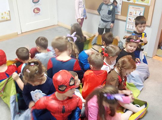 Gr III Dzień postaci z bajek