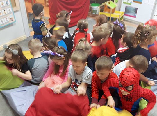 Gr III Dzień postaci z bajek