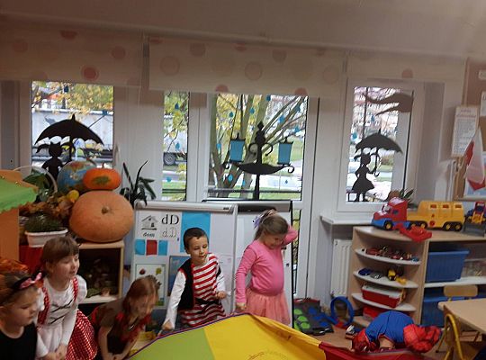 Gr III Dzień postaci z bajek