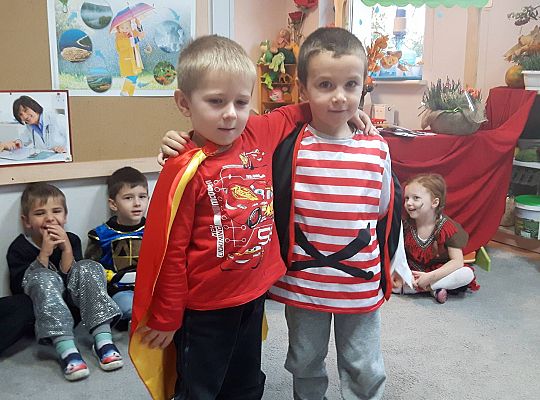 Gr III Dzień postaci z bajek