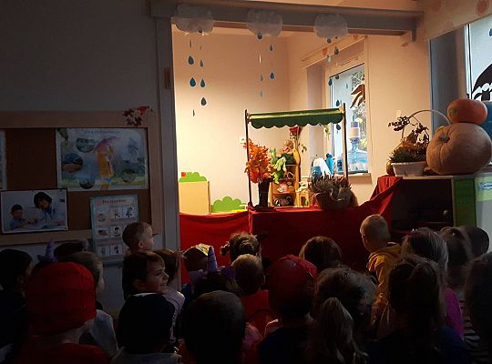 Gr III Teatrzyk "Czerwony Kapturek"