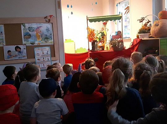 Gr III Teatrzyk "Czerwony Kapturek"