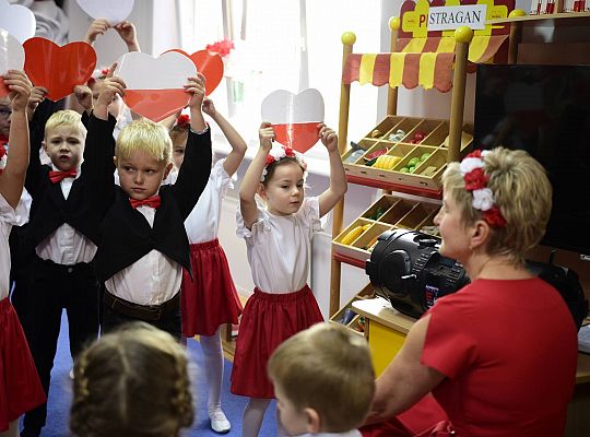 Uroczysty apel w wykonaniu Gr IV z okazji Odzyskania Niepodległości