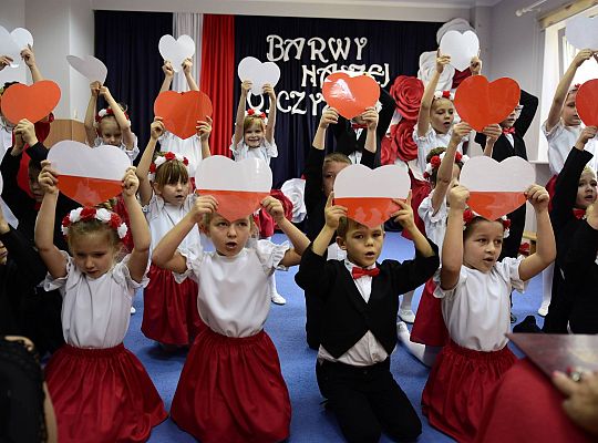 Uroczysty apel w wykonaniu Gr IV z okazji Odzyskania Niepodległości