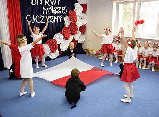 Uroczysty apel w wykonaniu Gr IV z okazji Odzyskania Niepodległości