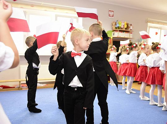 Uroczysty apel w wykonaniu Gr IV z okazji Odzyskania Niepodległości