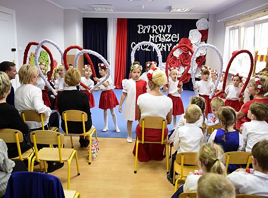 Uroczysty apel w wykonaniu Gr IV z okazji Odzyskania Niepodległości