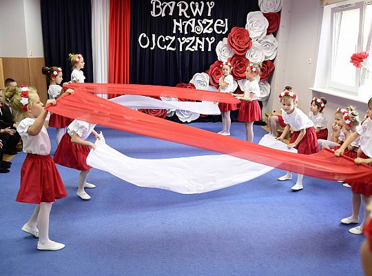 Uroczysty apel w wykonaniu Gr IV z okazji Odzyskania Niepodległości