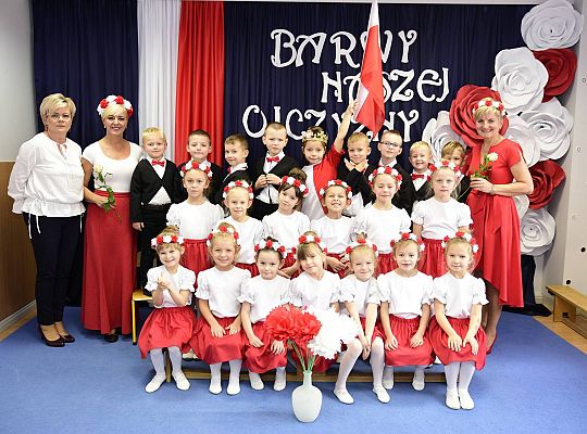 Uroczysty apel w wykonaniu Gr IV z okazji Odzyskania Niepodległości