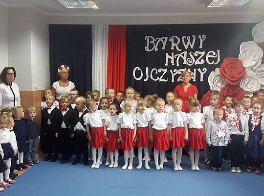 "#Szkoła do Hymnu"