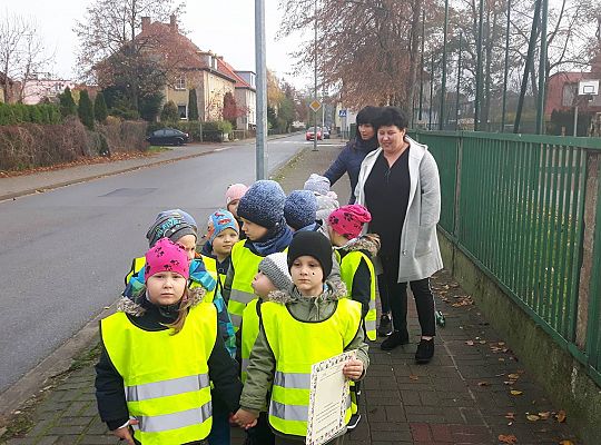 GR III Wizyta w Bibliotece - Teatr cieni