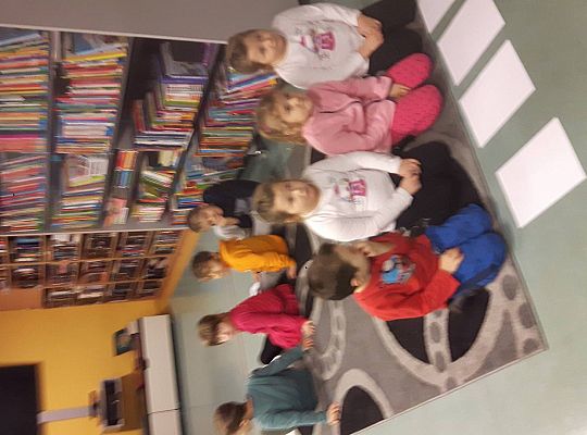 GR III Wizyta w Bibliotece - Teatr cieni