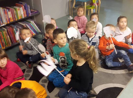 GR III Wizyta w Bibliotece - Teatr cieni