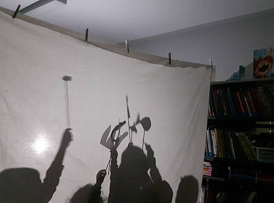 GR III Wizyta w Bibliotece - Teatr cieni