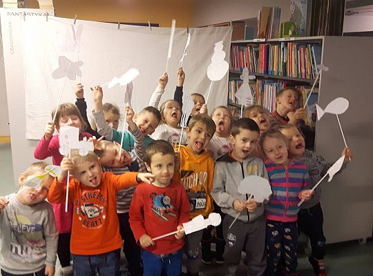 GR III Wizyta w Bibliotece - Teatr cieni