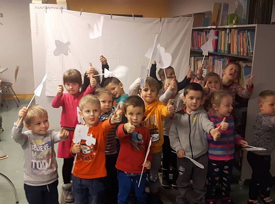 GR III Wizyta w Bibliotece - Teatr cieni