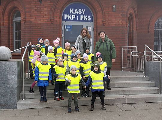 Gr III wycieczka na dworzec kolejowy