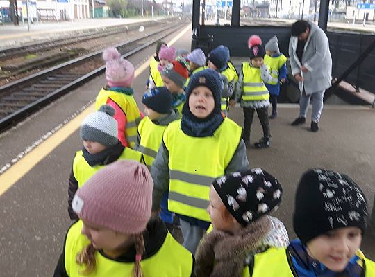 Gr III wycieczka na dworzec kolejowy