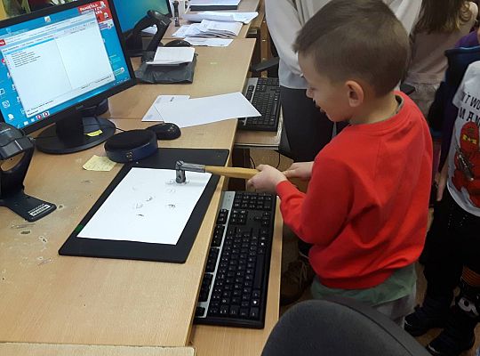 Gr III  Zwiedzamy Pocztę