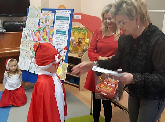 Konkurs - "Kraina czterech tęczy oczami przedszkolaka"