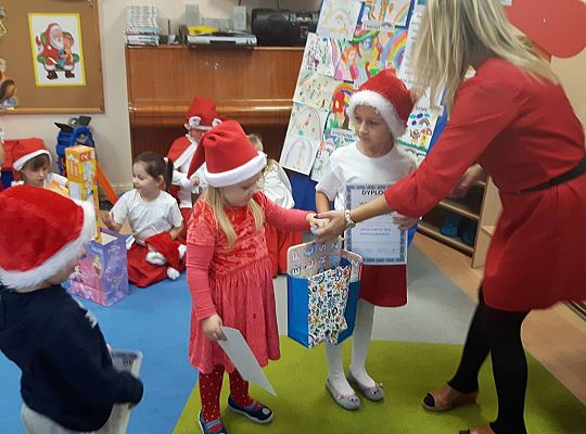 Konkurs - "Kraina czterech tęczy oczami przedszkolaka"