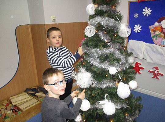 GR IV Stroimy choinkę