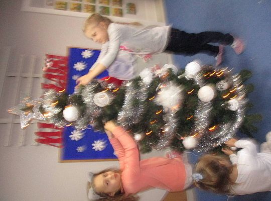 GR IV Stroimy choinkę