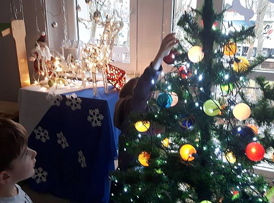 GR III Stroimy Choinkę