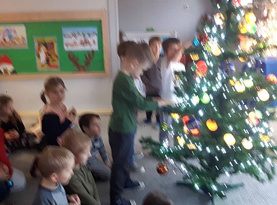 GR III Stroimy Choinkę