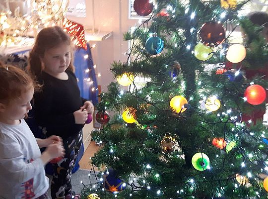 GR III Stroimy Choinkę