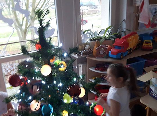 GR III Stroimy Choinkę