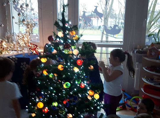 GR III Stroimy Choinkę